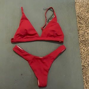 New swimsuit with tags! (Liner removed)
